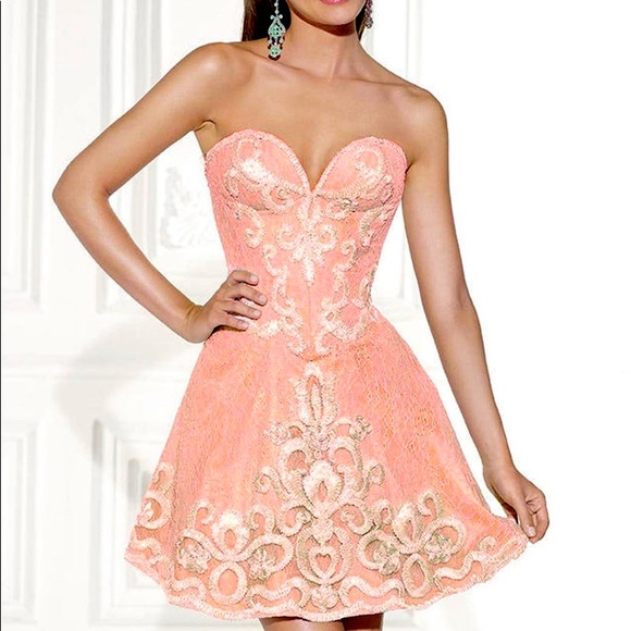 Tarik Ediz Dresses & Skirts - Tarik Ediz Short Dress